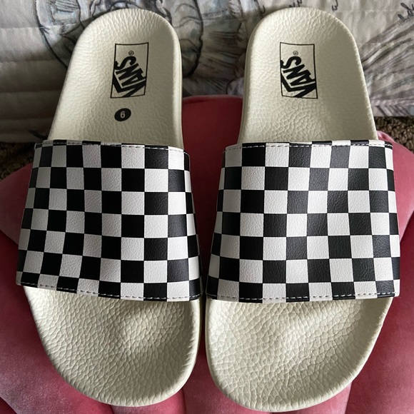 Checkerboard La Costa Slide-On’s - Picture 1 of 3